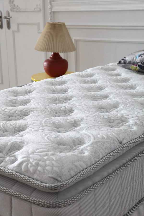 Mattress Topper Twin Comfort and Support for a Restful Night's Sleep
