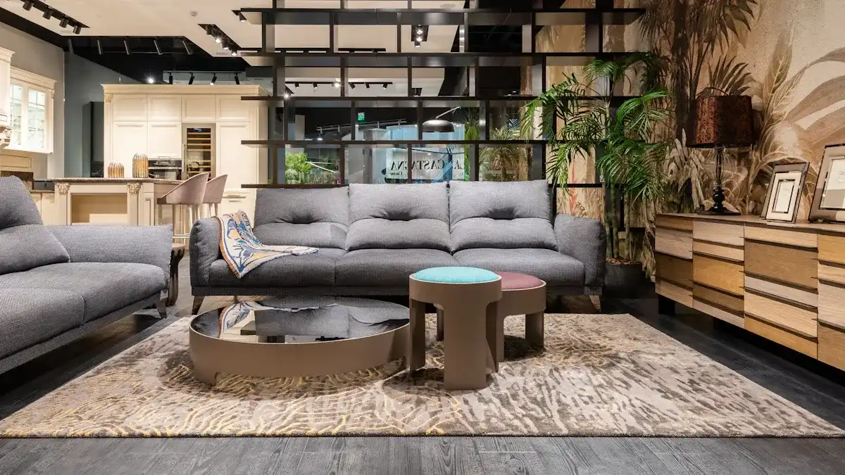 A Complete Guide to Choosing Hotel Sofas in 2025