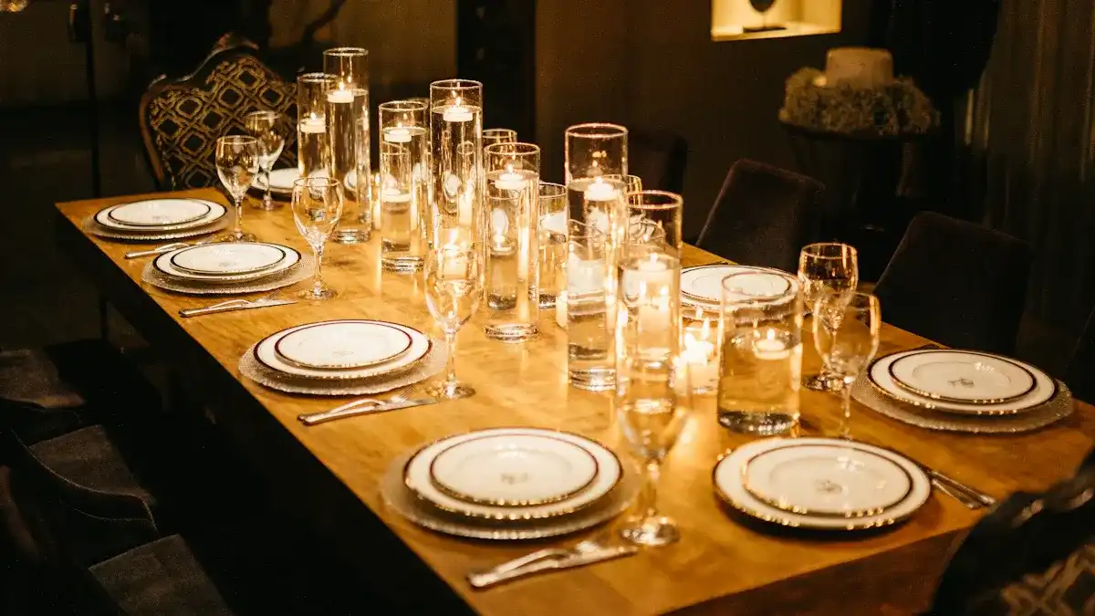 Pros of Custom Dining Room Furniture