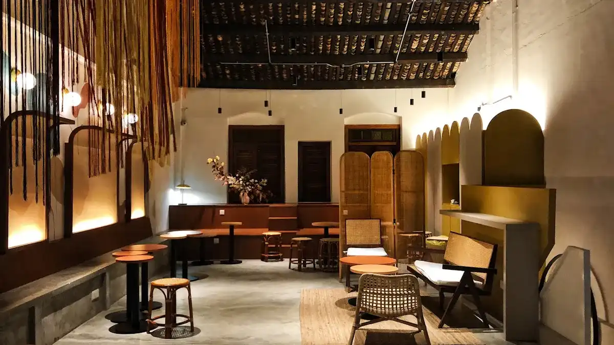 Types of commercial furniture manufacturers