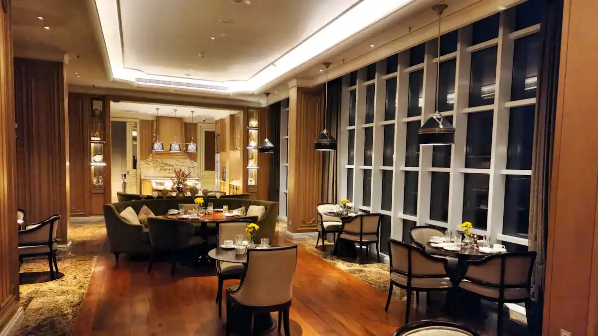 Benefits of specialized contract furniture