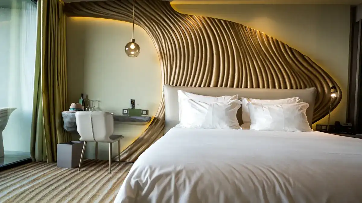 Hotel Bed Mattress Comfort Factors