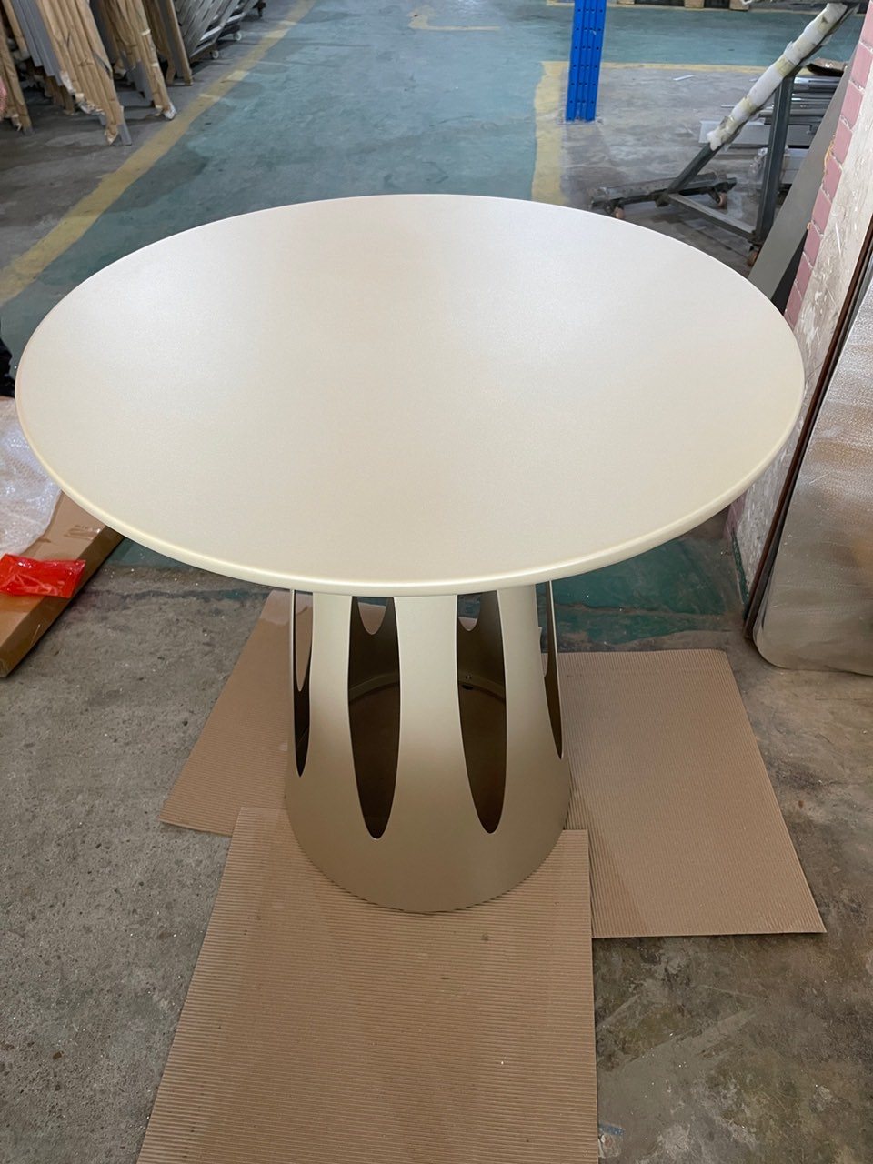 Dubai hotel outdoor table custom color match