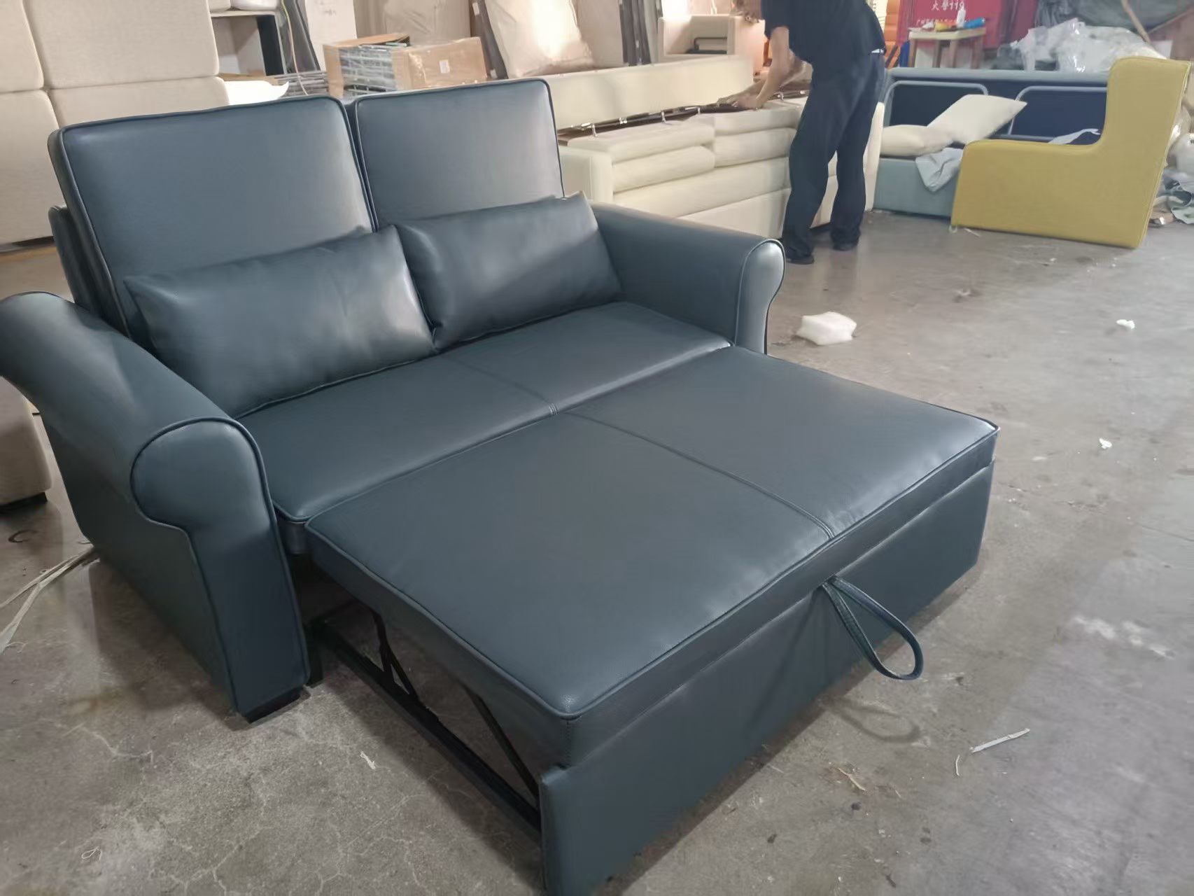 MDS-1 pull-out sleeper sofa seating and sleeping extension